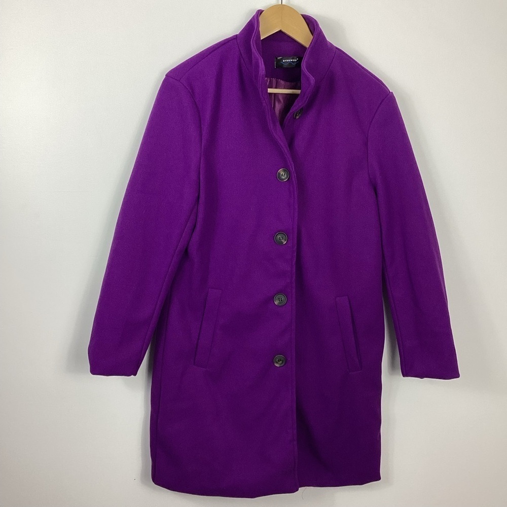 RVHSWDS Purple Coat Size Medium NWT